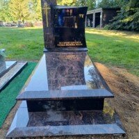 Nagrobek granitowy Lipiany