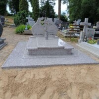 Pomnik granitowy Myślibórz