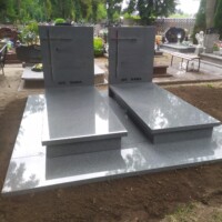 Dwa nagrobki pojedyncze w Lipianach