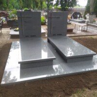 Dwa nagrobki pojedyncze w Lipianach